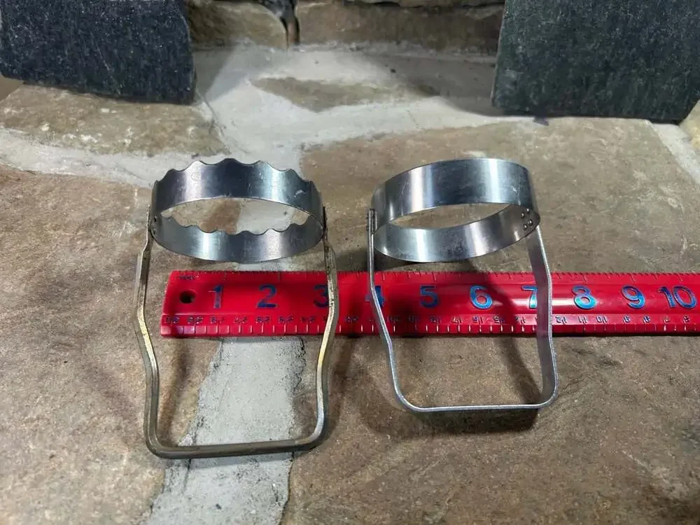 Vintage metal biscuit cutters lot of 2 different kinds see photos